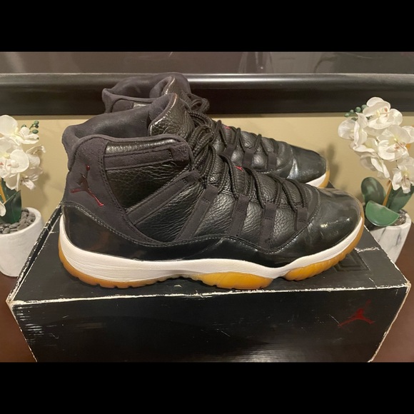Jordan 11 Retro 72-10 (2015) Size 12 - Picture 2 of 10
